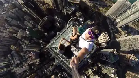 Selfies impactantes que nos pueden costar la vida Selfies impactantes que nos pueden costar la vida