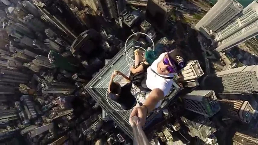 Selfies impactantes que nos pueden costar la vida Selfies impactantes que nos pueden costar la vida