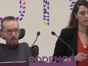 Podemos propone despenalizar la venta de productos falsos para ayudar a los manteros Podemos propone despenalizar la venta de productos falsos para ayudar a los manteros