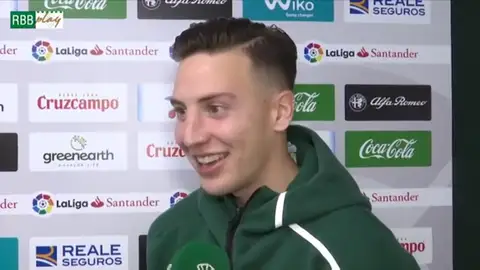 El 'troleo' del Betis al traductor de Barça TV: "No estáis solos" El 'troleo' del Betis al traductor de Barça TV: "No estáis solos"