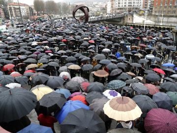Varios miles de jubilados vuelven a concentrarse en Bilbao