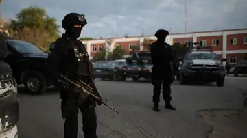 Miembros de la Policía Federal patrullan las calles en México Miembros de la Policía Federal patrullan las calles en México