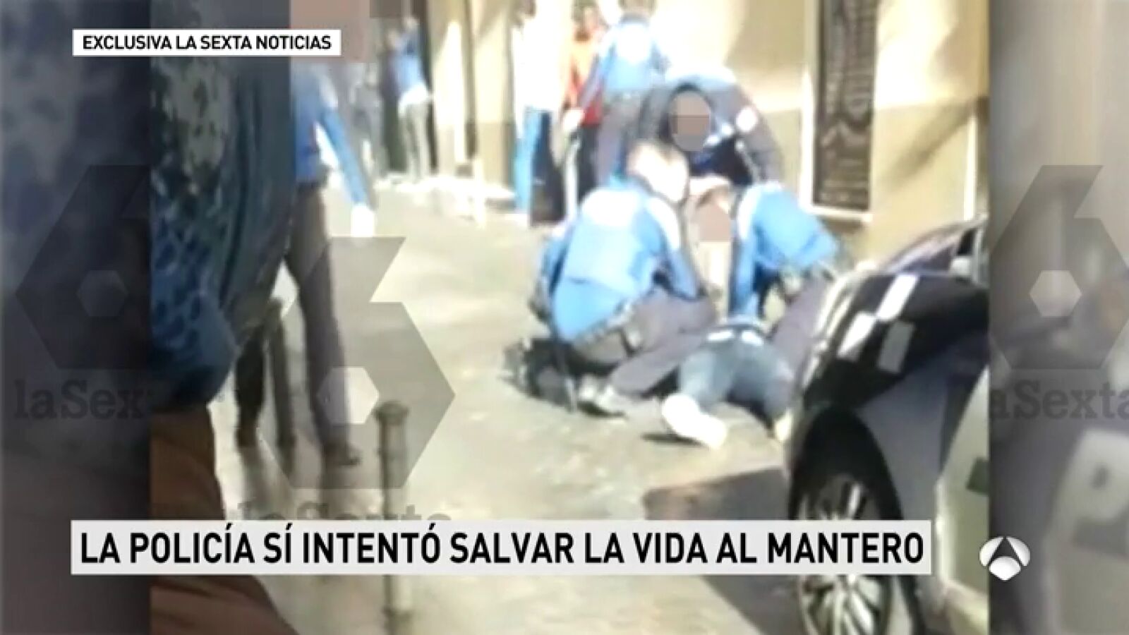 El vídeo que demuestra que los agentes intentaron salvar la vida de Mame Mbaye, el mantero senegalés muerto en Lavapiés