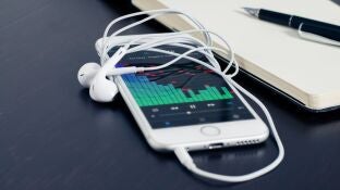 Un m&oacute;vil con reproductor de m&uacute;sica