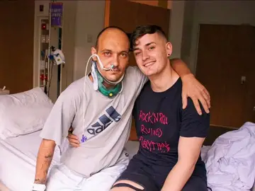 un hombre despierta del coma dos días después de desconectarle un hombre despierta del coma dos días después de desconectarle