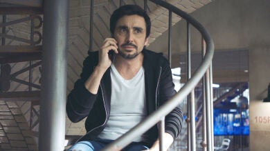 Salva demuestra su pericia con el italiano para estropear la noche de Berta