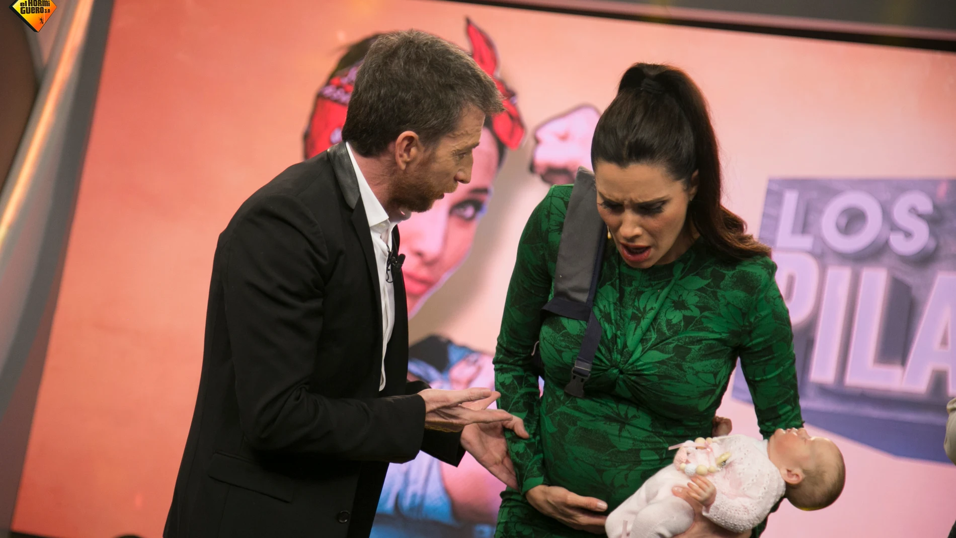 Pilar Rubio, asusta a Pablo Motos con un parto en directo en 'El Hormiguero 3.0': "He dilatado un centímetro"