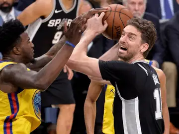 Pau Gasol, en el partido ante los Warriors Pau Gasol, en el partido ante los Warriors