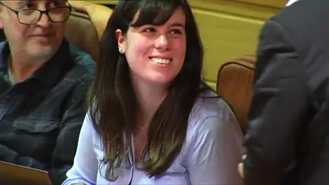 Altercado de una diputada de Podemos con la policía Altercado de una diputada de Podemos con la policía