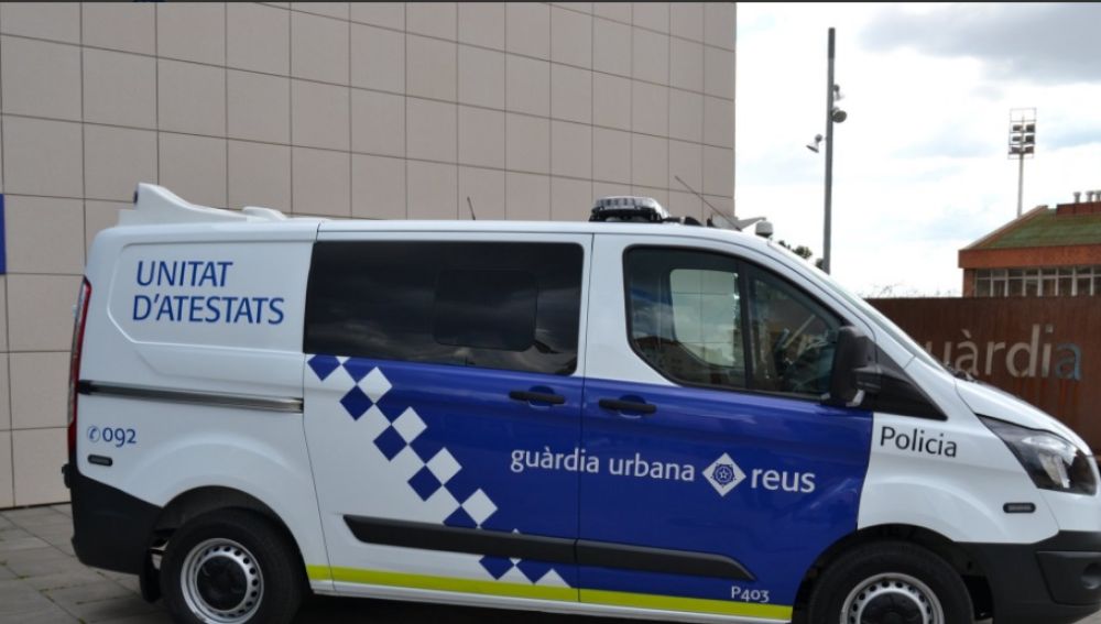 Un furgón de la Guardia Urbana