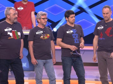Juanra Bonet descifra los mensajes secretos de las camisetas de 'Los Lobos'
