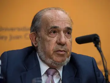 Enrique Álvarez Conde, director del Máster Enrique Álvarez Conde, director del Máster