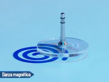 Concha Velasco y Antonio Resines juegan con las peonzas magnéticas en 'El Hormiguero 3.0' Concha Velasco y Antonio Resines juegan con las peonzas magnéticas en 'El Hormiguero 3.0'