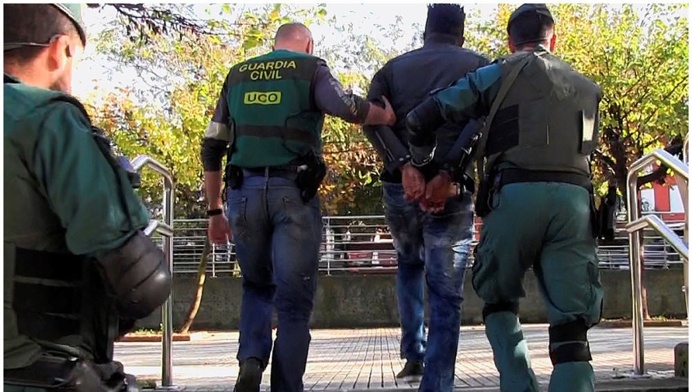 Fotografías de la operación llevada a cabo en doce provincias contra la trata de personas