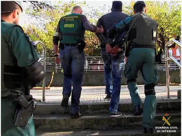 Fotografías de la operación llevada a cabo en doce provincias contra la trata de personas Fotografías de la operación llevada a cabo en doce provincias contra la trata de personas