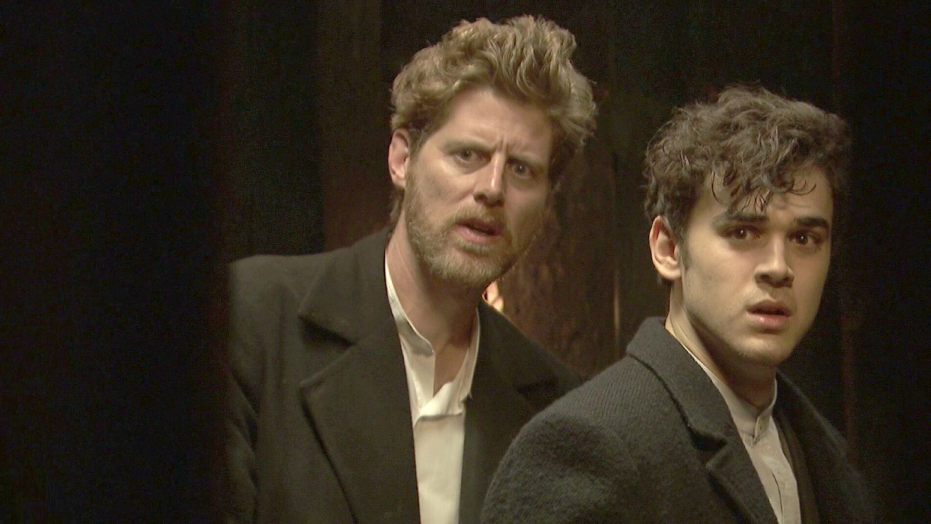 Nicol&aacute;s se protege del peligro en un escondite secreto