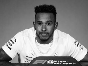 Lewis Hamilton comparece ante los medios