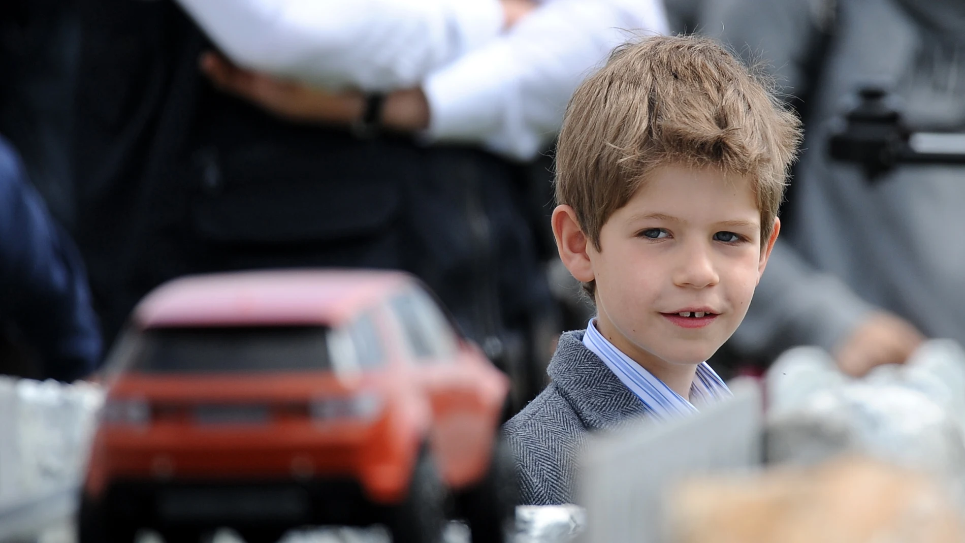 James, nieto de la reina Isabel II James, nieto de la reina Isabel II