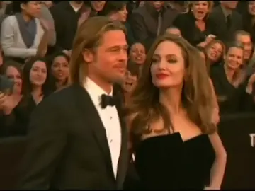 Angelina Jolie y Brad Pitt firman el acuerdo de divorcio Angelina Jolie y Brad Pitt firman el acuerdo de divorcio