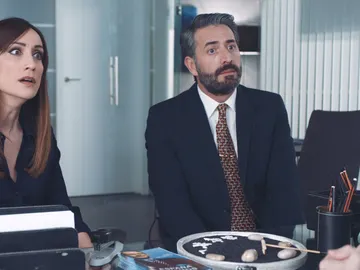 Efe saborea el éxito y se coloca al mando de la base del ‘Cuerpo de Élite’ Efe saborea el éxito y se coloca al mando de la base del ‘Cuerpo de Élite’