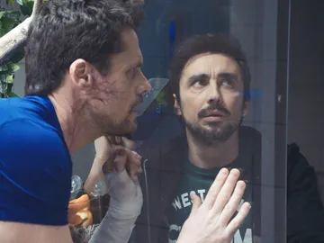 ¡Un virus mortal infecta la base del ‘Cuerpo de Élite’! ¡Un virus mortal infecta la base del ‘Cuerpo de Élite’!