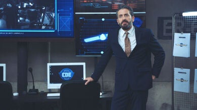 Efe se queda con el culo al aire al haber sido descubierto