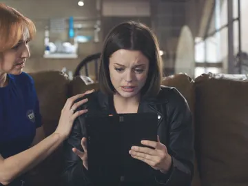 El corazón de Berta se hace pedazos al descubrir la identidad de Salva El corazón de Berta se hace pedazos al descubrir la identidad de Salva