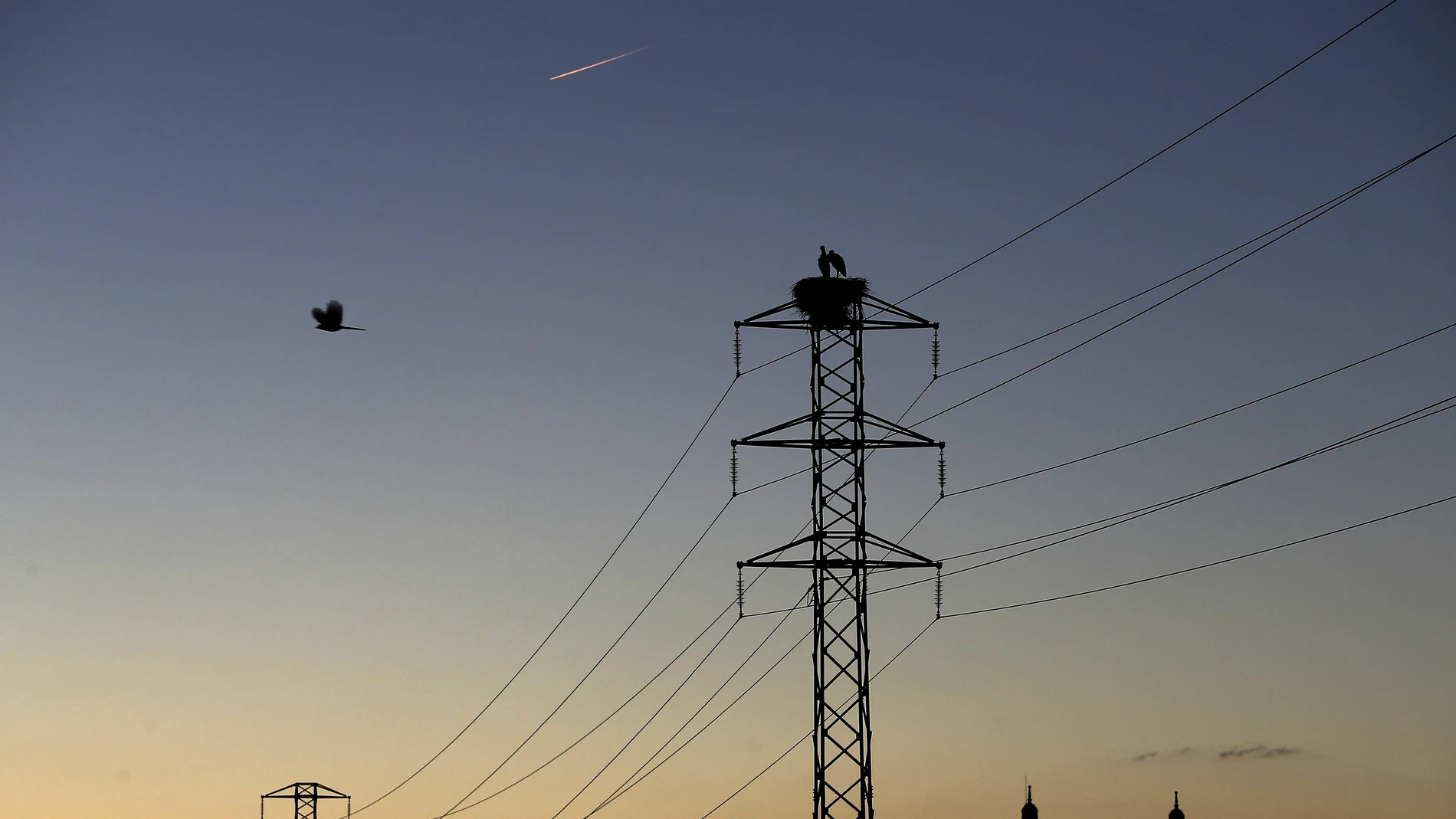 España tendrá mañana por sexta vez el precio eléctrico mayorista más bajo en la UE España tendrá mañana por sexta vez el precio eléctrico mayorista más bajo en la UE