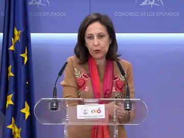 Robles: "Sean los Presupuestos del señor Rivera o sean los del señor Rajoy lo que hacen es llevarnos a un estado de bienestar 'low cost'" Robles: "Sean los Presupuestos del señor Rivera o sean los del señor Rajoy lo que hacen es llevarnos a un estado de bienestar 'low cost'"
