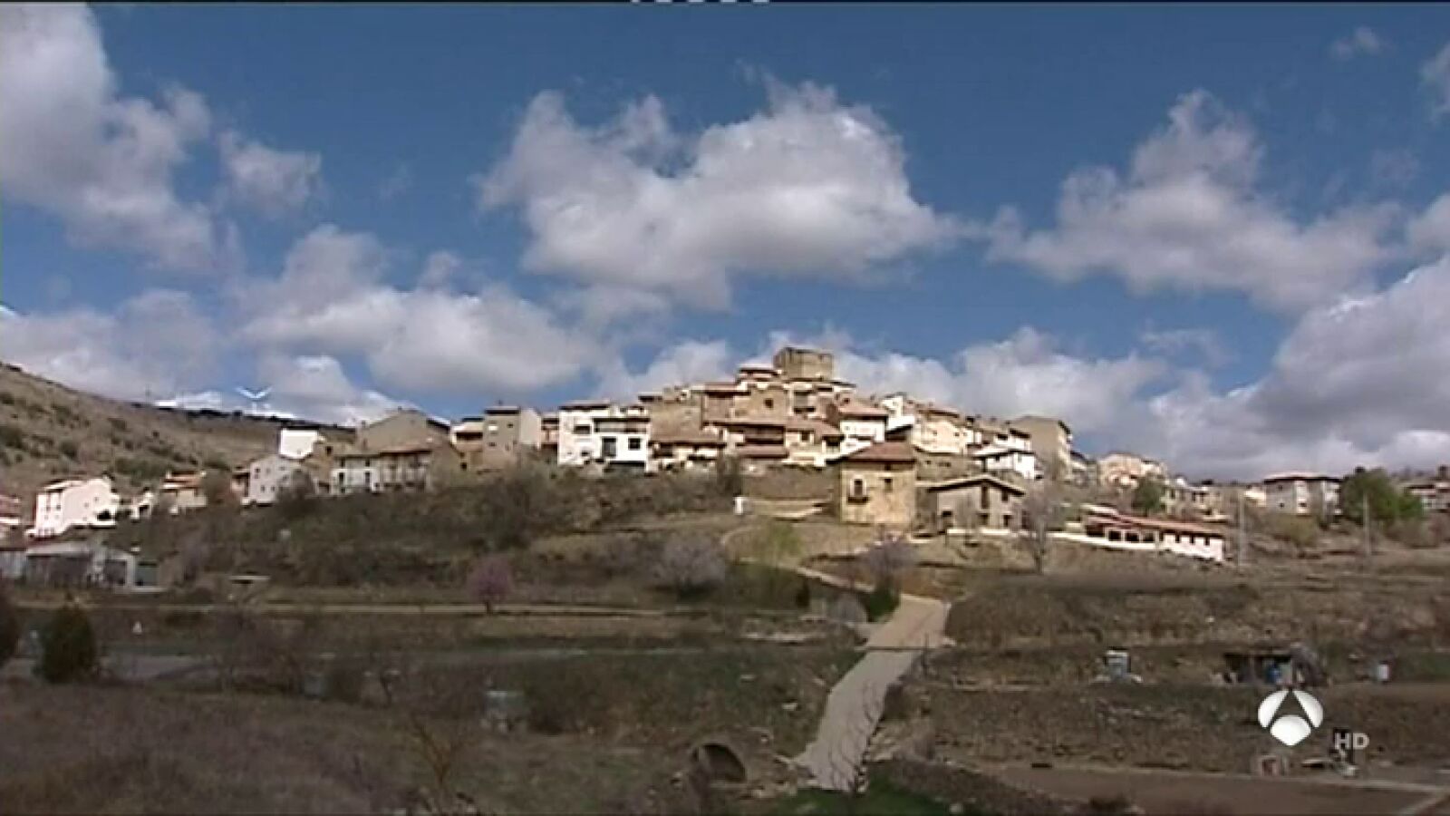Una veintena de familias solicita vivir en un pueblo castellonense que les ofrece vivienda y alquileres por 50 euros al mes