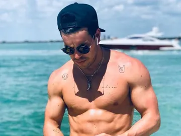 Mario Casas Mario Casas