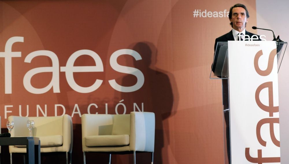 Aznar: Cataluña necesita una alternativa amplia frente al independentismo