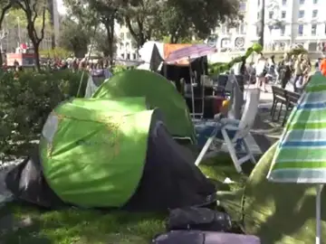 Acampada reivindicativa en la plaza de Cataluña en Barcelona Acampada reivindicativa en la plaza de Cataluña en Barcelona
