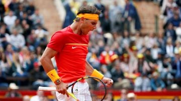 Nadal celebra un punto contra Kohlschreiber