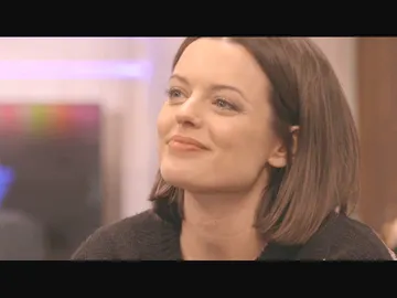 Adriana Torrebejano recibe el chiste de Joaquín Reyes Adriana Torrebejano recibe el chiste de Joaquín Reyes