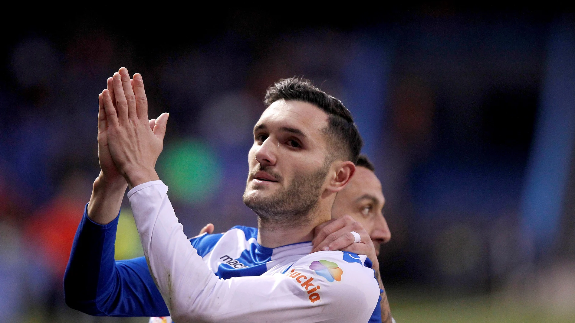Lucas Pérez celebra su gol contra el Málaga Lucas Pérez celebra su gol contra el Málaga
