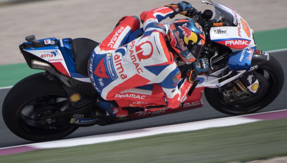 Miller, a bordo de su moto durante la carrera