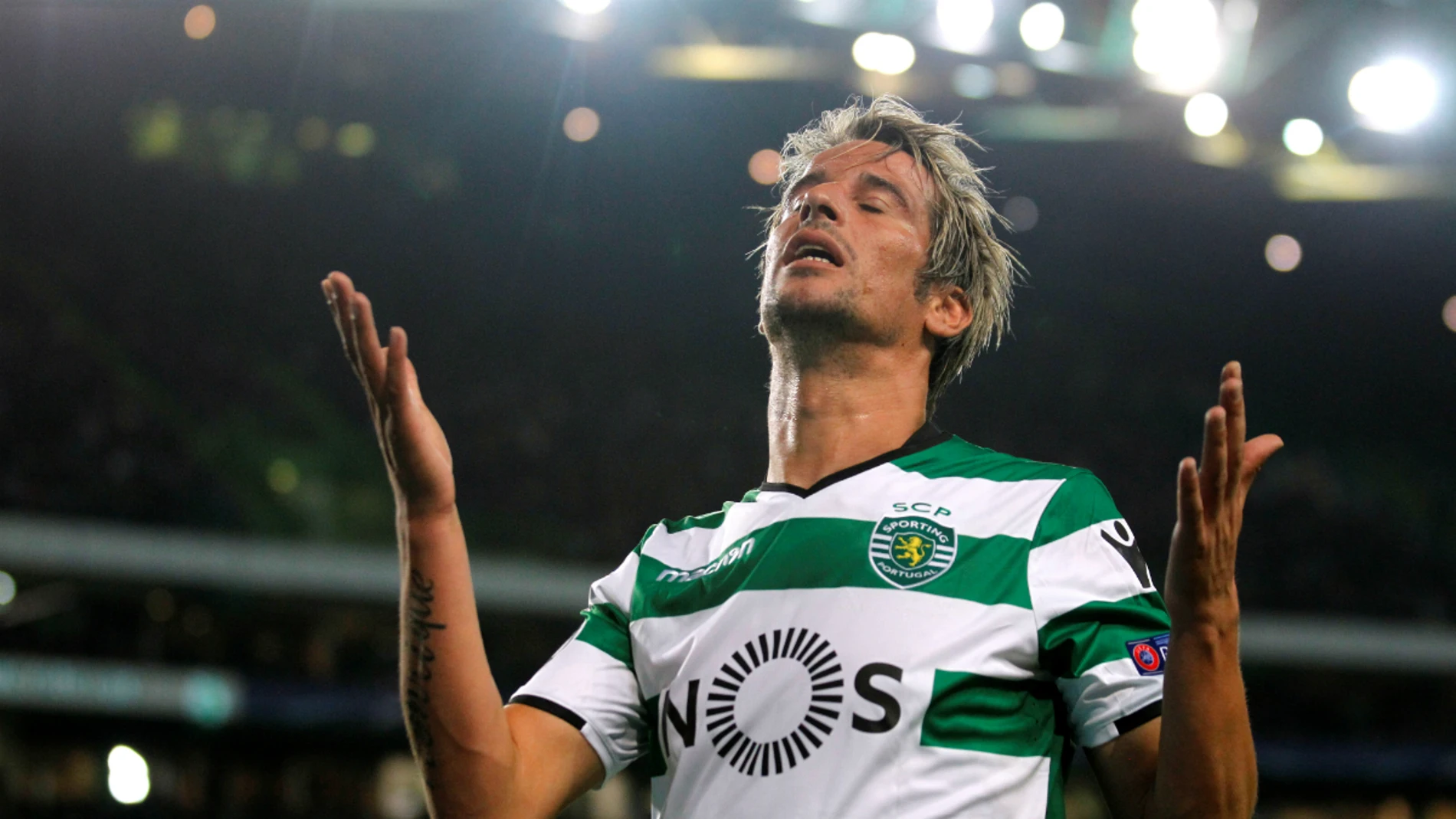 Fabio Coentrao se lamenta Fabio Coentrao se lamenta