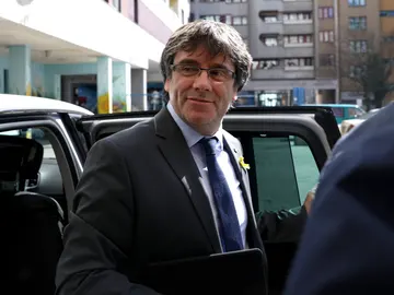 El expresidente catalán Carles Puigdemont a su llegada a una rueda de prensa en Berlín El expresidente catalán Carles Puigdemont a su llegada a una rueda de prensa en Berlín