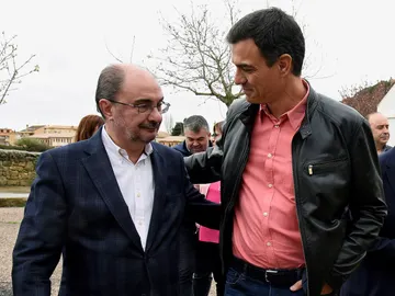Pedro Sánchez, con Javier Lambán Pedro Sánchez, con Javier Lambán