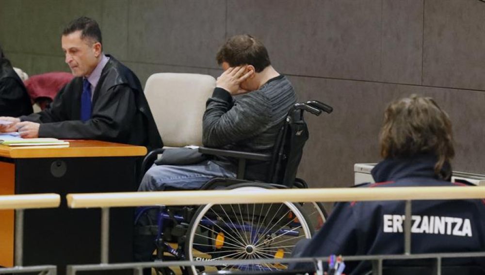 Declara el acusado de atropellar a su mujer en Bilbao en 2015