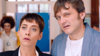 El guiño de María León a su madre Carmina Barrios en 'Allí Abajo'