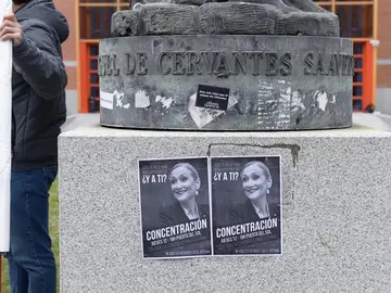 Carteles en protesta contra Cifuentes Carteles en protesta contra Cifuentes