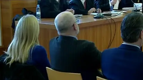 Médicos falsos acuden a los tribunales de Castellón. Médicos falsos acuden a los tribunales de Castellón