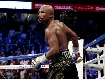 Mayweather, durante su combate contra McGregor Mayweather, durante su combate contra McGregor