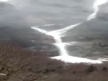 Se crea un pequeño alud en la Pradera de Odesa Se crea un pequeño alud en la Pradera de Odesa