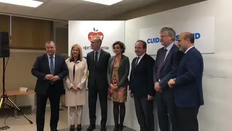 Atres media y el Ministerio de Sanidad firman el convenio "Objetivo Bienestar Junior" Atres media y el Ministerio de Sanidad firman el convenio "Objetivo Bienestar Junior"