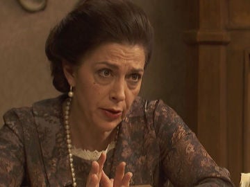 Doña Francisca le confiesa a Mauricio sus augurios sobre la desaparición de Nazaria