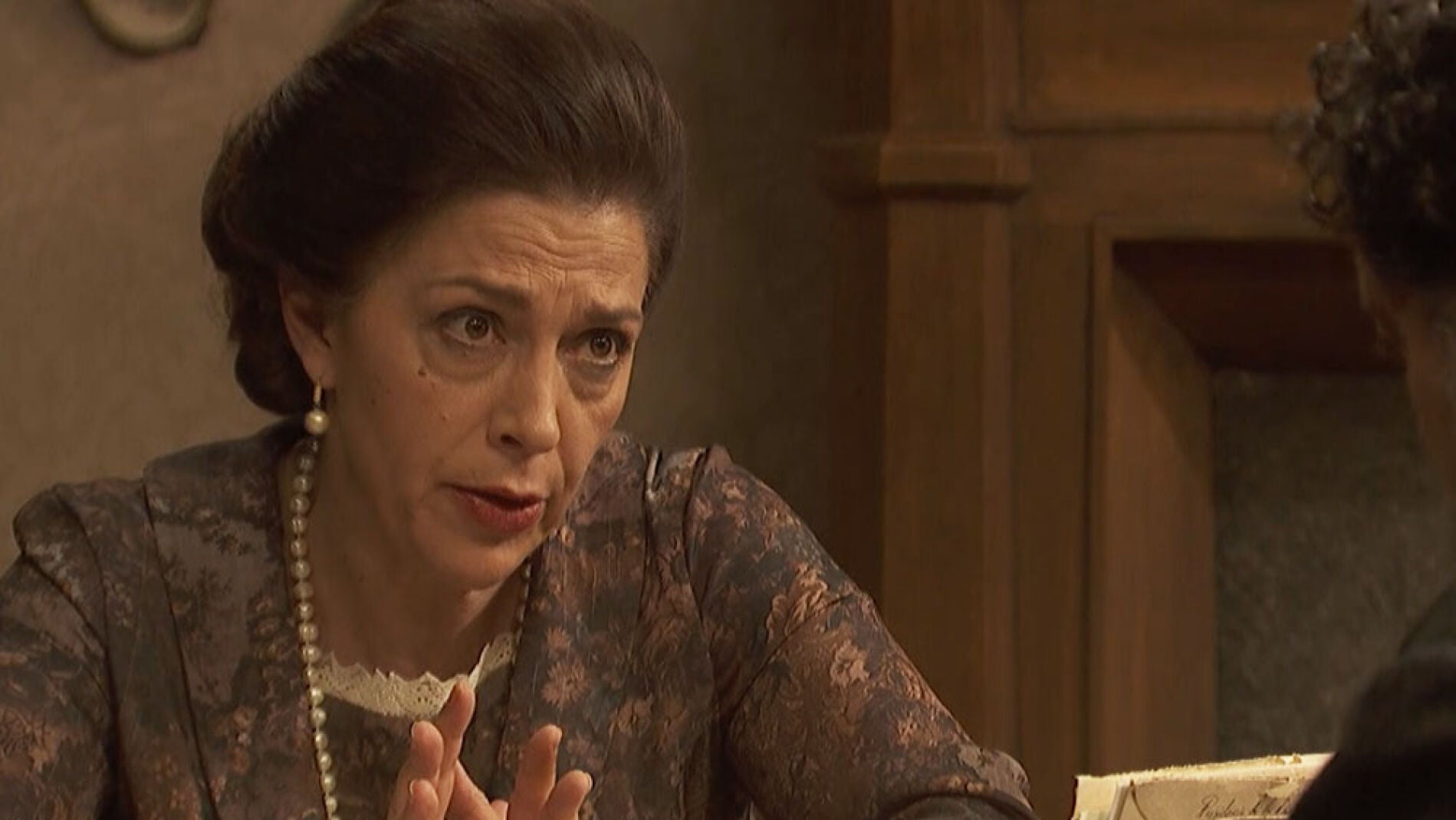 Do&ntilde;a Francisca le confiesa a Mauricio sus augurios sobre la desaparici&oacute;n de Nazaria