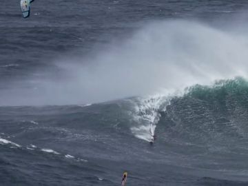 Gisela Pulido se enfrenta a las olas más grandes del mundo en el Big Wave Challenge